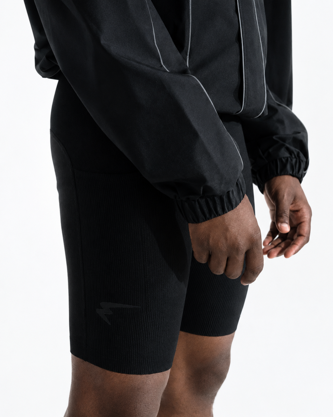 Detail of the Temp Reactive Jacket and Matte Running Tights