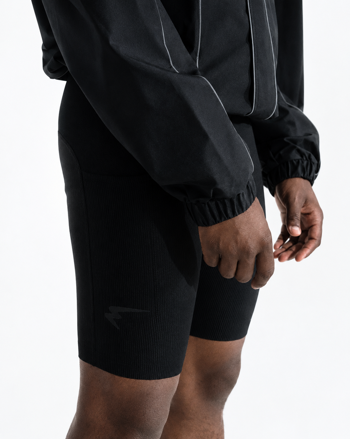 Matte Running Tights and Temp Reactive Jacket campaign detail